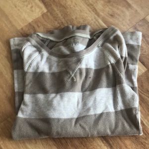 Old navy long sleeve shirt